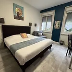 Hotel Agena 2*