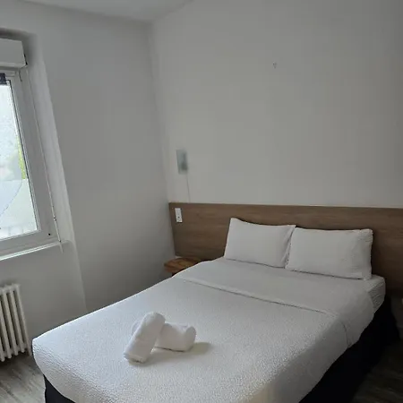 Agena Hotel
