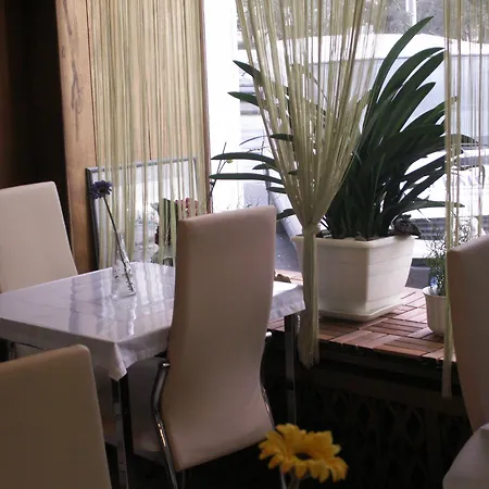 Agena Hotel 2*