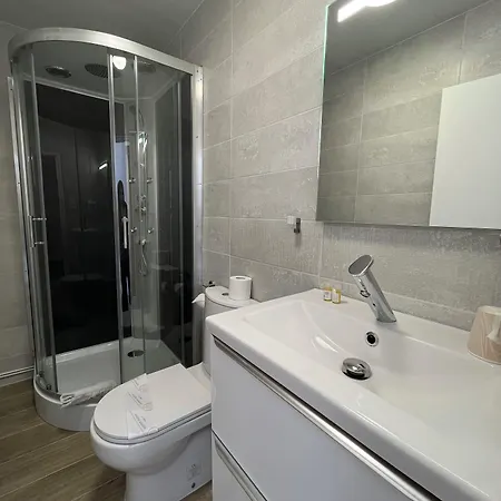 Agena 酒店 布雷斯特