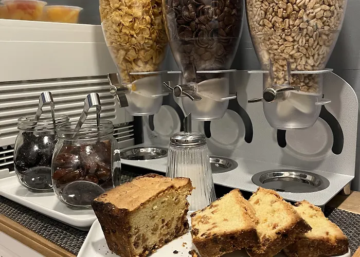 Готель Agena 2*