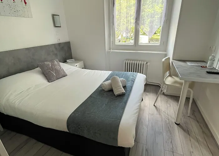 Готель Agena 2*